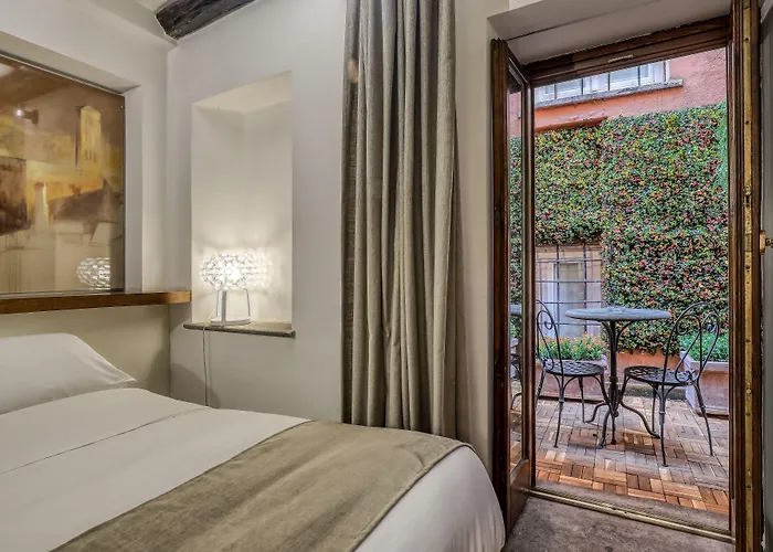 Easybnb - Luxury Navona Pensión 4*