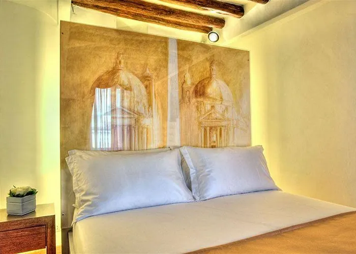 Easybnb - Luxury Navona Pensión